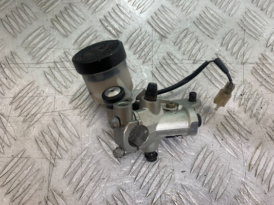 KTM 990 SUPER DUKE CLUTCH MASTER CYLINDER YEAR 2007-2011  (CMB1207)