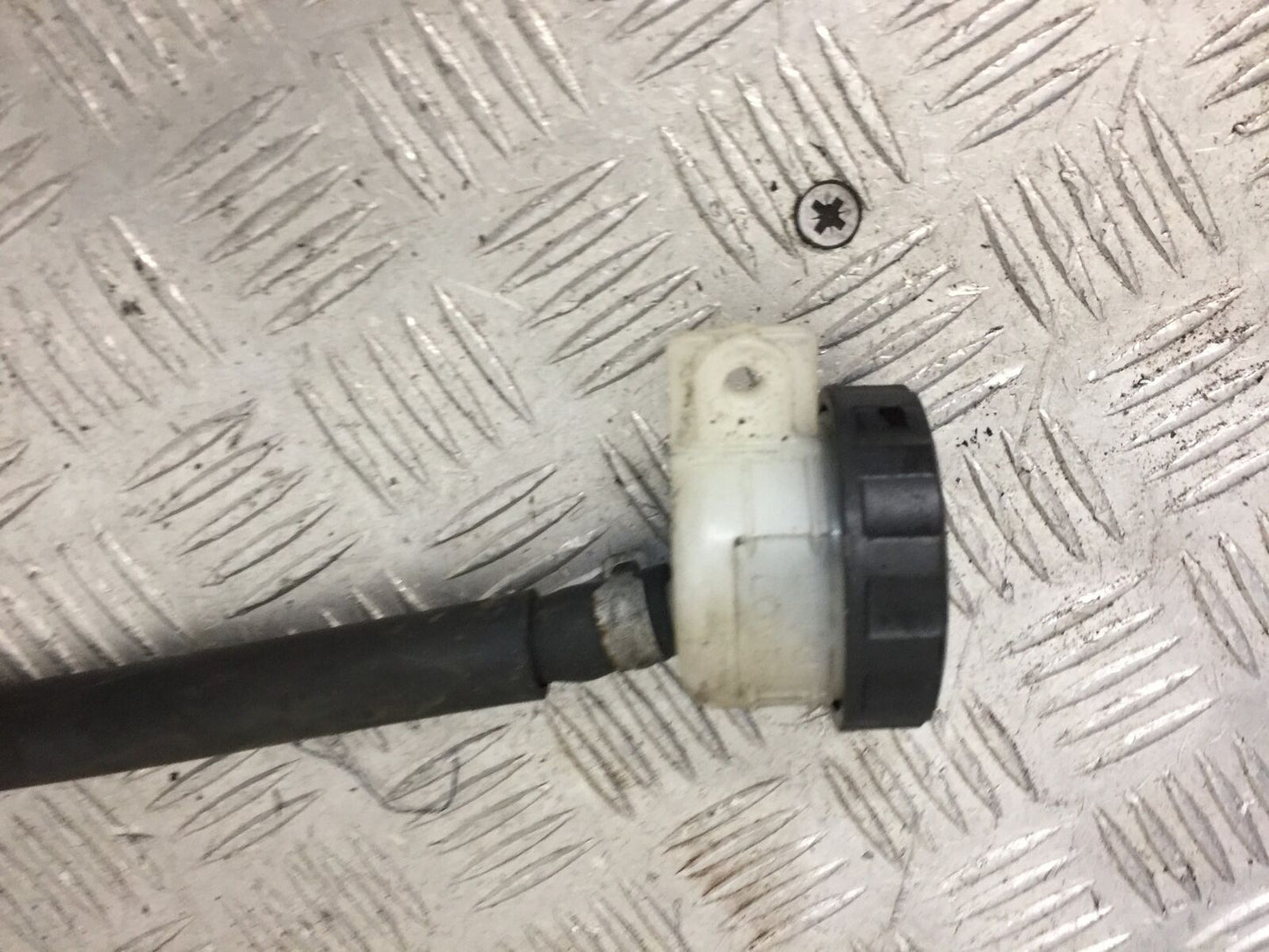 KAWASAKI ZX9R ZX9B REAR BRAKE MASTER CYLINDER  YEAR 1994 (STOCK 860)