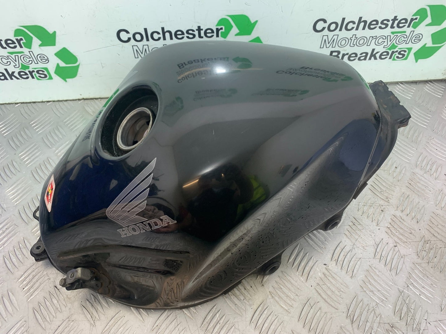 HONDA CB500 F CB500F PETROL TANK YEAR 2013-2015  (CMB1235)