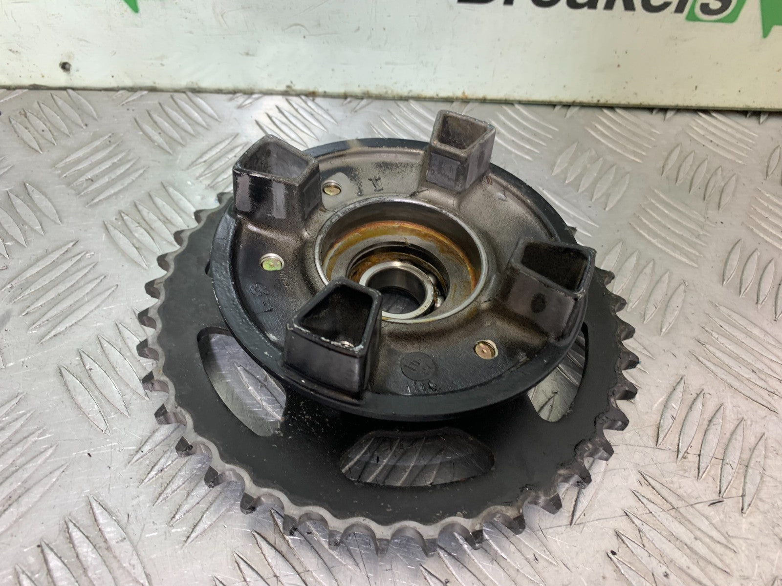 KAWASAKI ZX9R ZX9 R SPROCKET CARRIER  YEAR 1998-1999 (CMB1329)