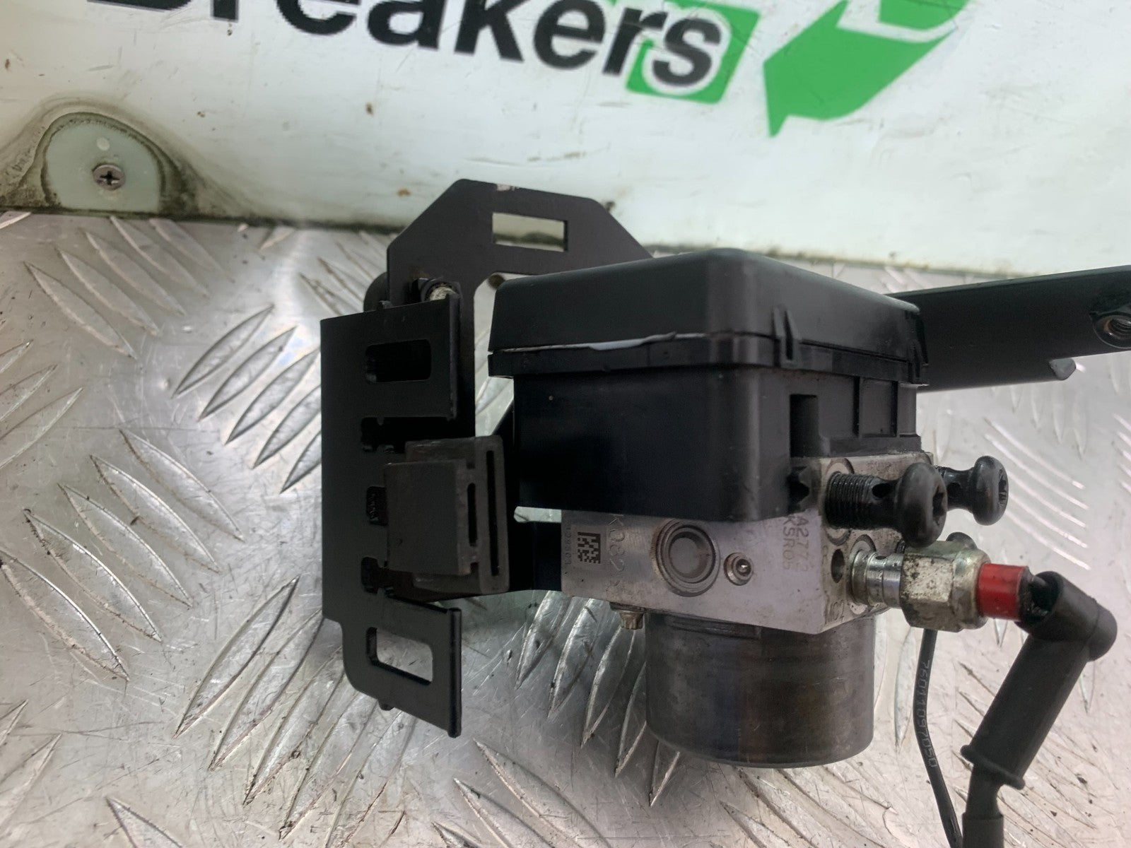 KTM 690 DUKE R LC4 ABS PUMP YEAR 2012-2015  (CMB1180)