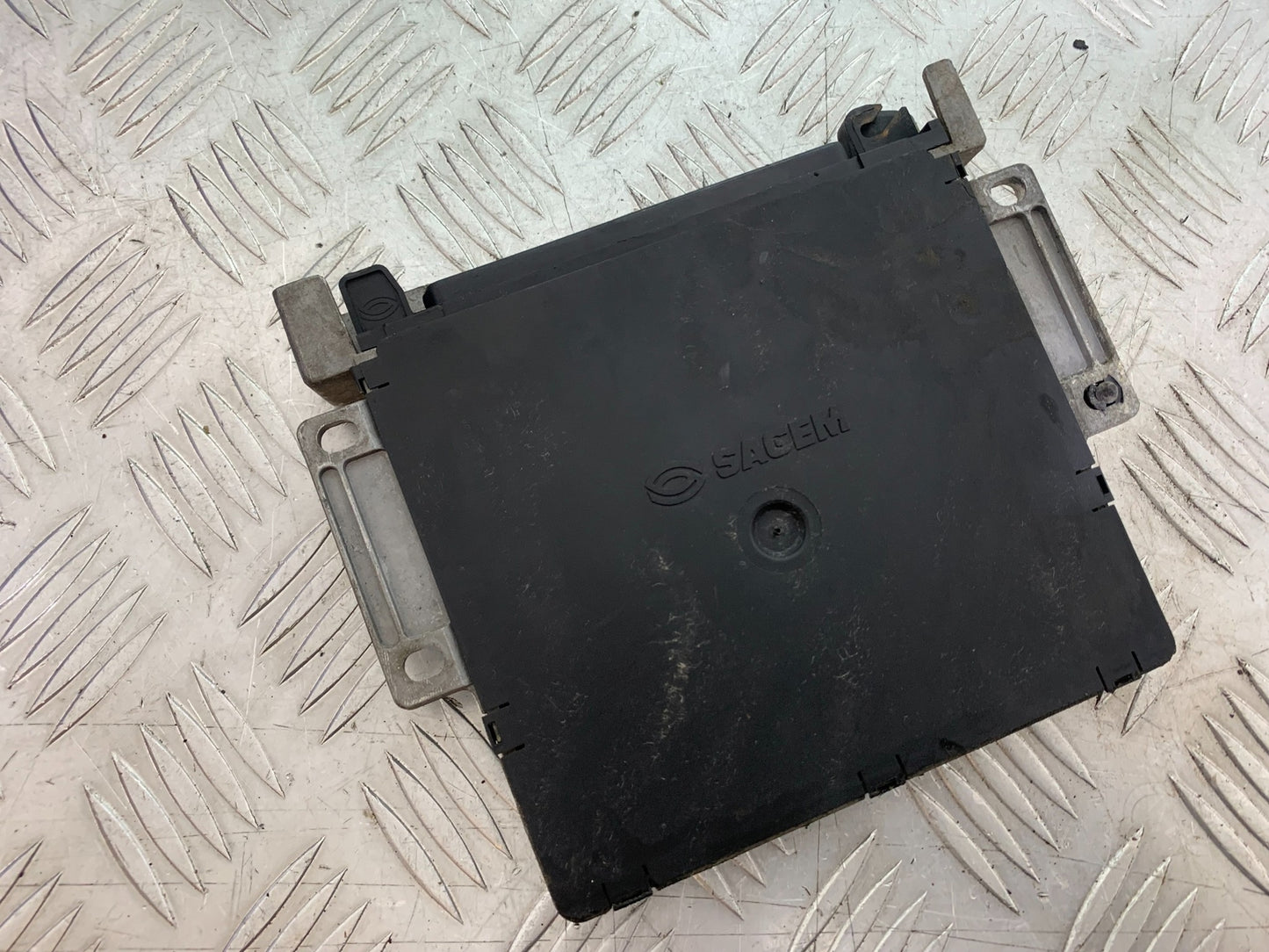 TRIUMPH T509 SPEED TRIPLE ECU YEAR 1997-1998 (CMB1144)