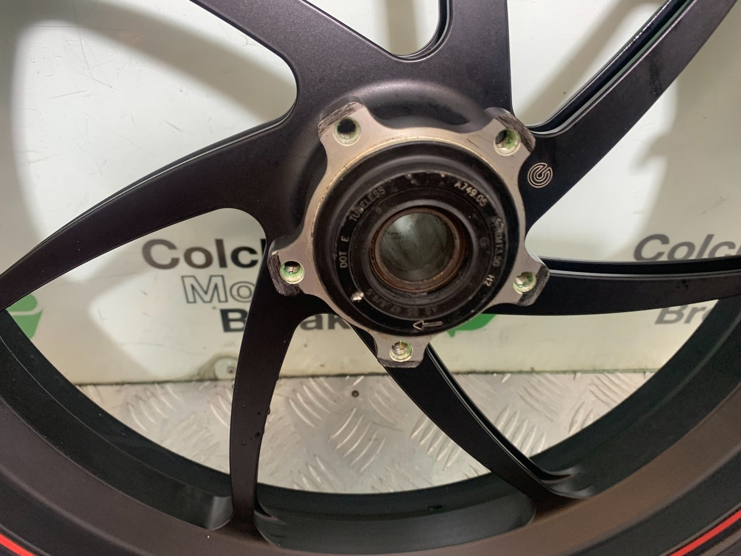 DUCATI 1198 S FRONT WHEEL BREMBO MARCHESINI YEAR 2009-2011 (CMB1219)