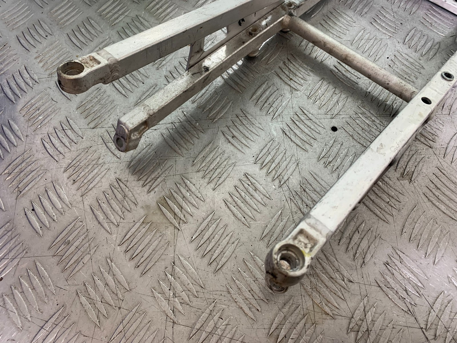 APRILIA RSV4 FACTORY REAR SUBFRAME   YEAR 2009-2012 (CMB1224)