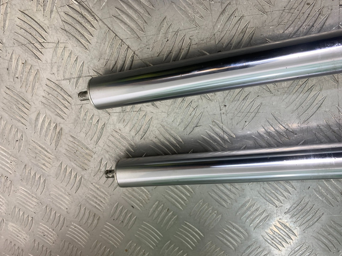 YAMAHA FZS600 FAZER 600 FORKS   YEAR 1998-2001 (CMB1267)