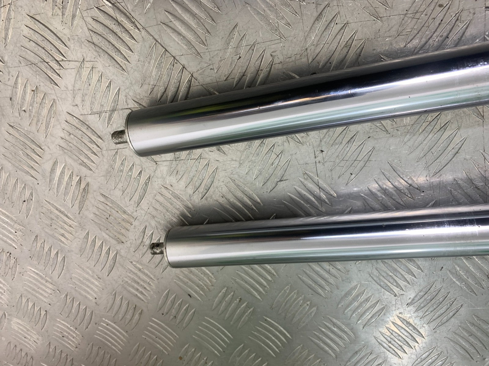 YAMAHA FZS600 FAZER 600 FORKS   YEAR 1998-2001 (CMB1267)