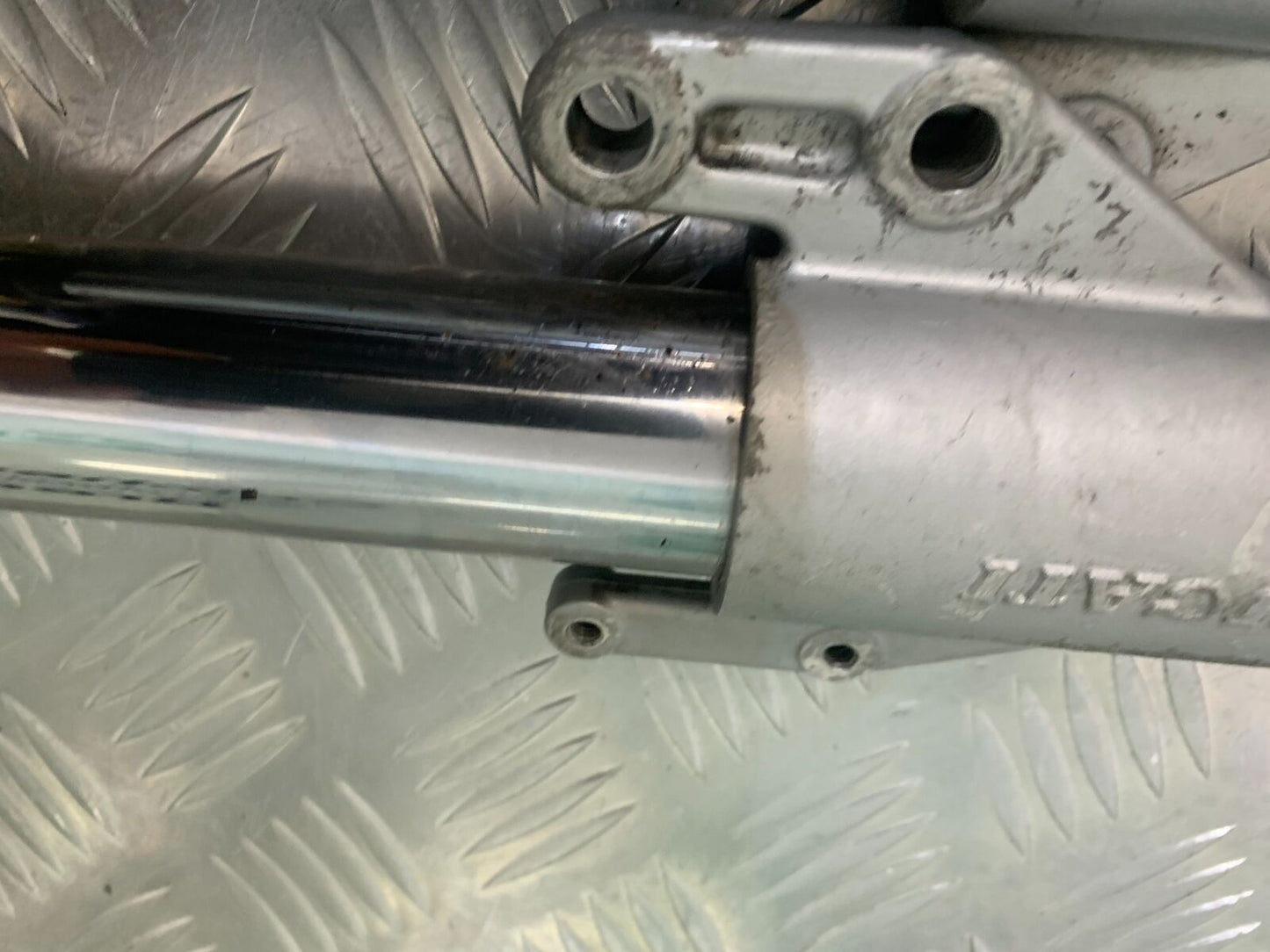 DUCATI 600ss 600 ss FORKS   YEAR 1991-98 (STOCK 987)