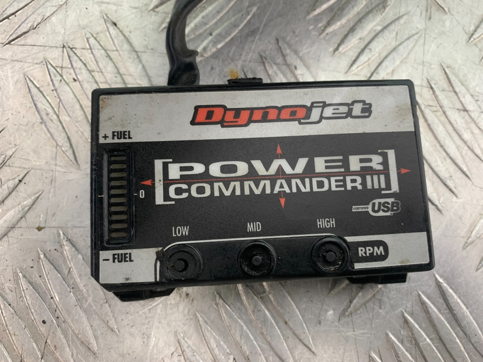 SUZUKI GSXR 750 POWER COMMANDER   2008-2010 K8 K9 L0 B10 (CMB1236)