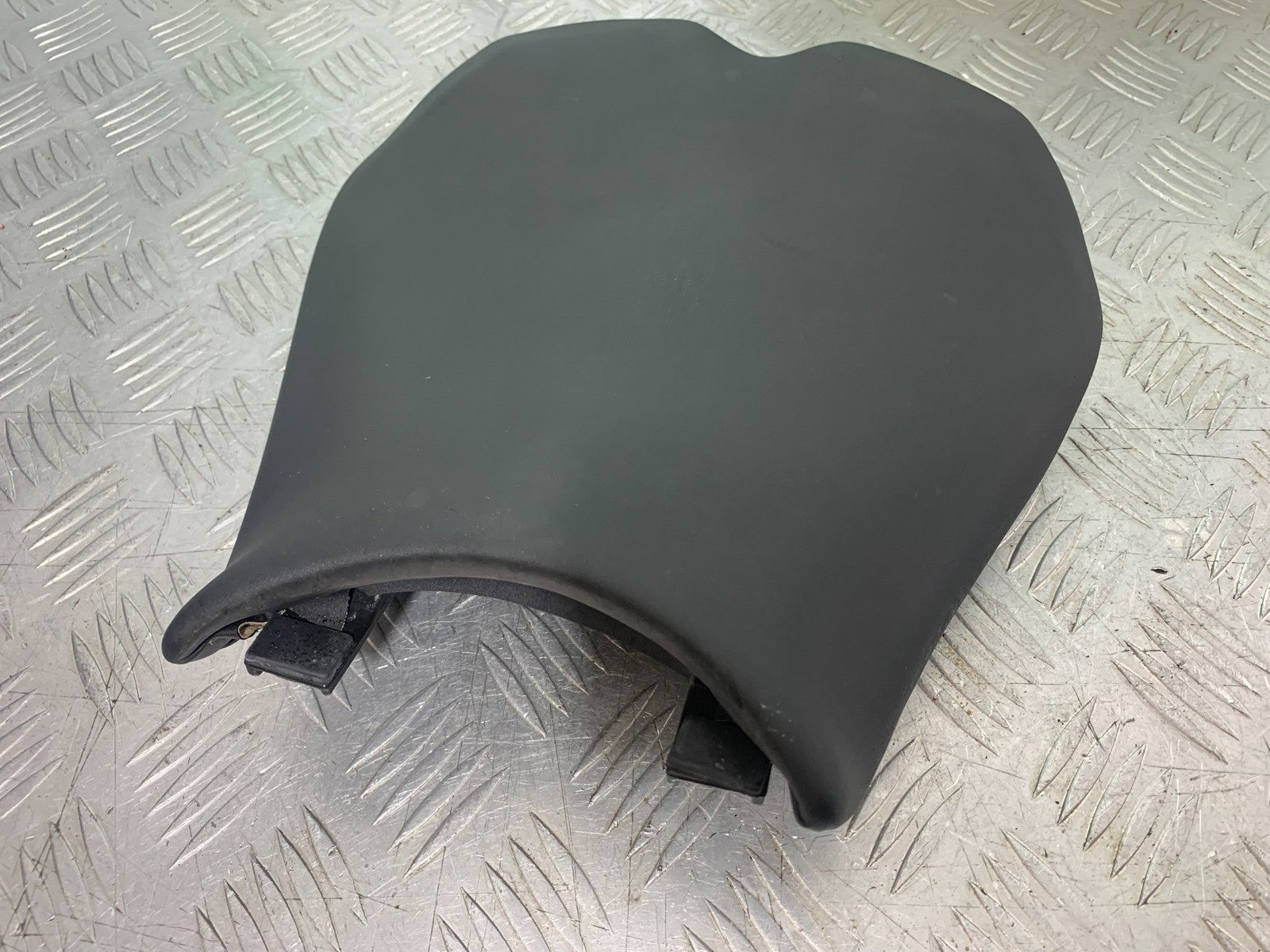 DUCATI 1198 S FRONT SEAT  YEAR 2009-2011 (CMB1219)