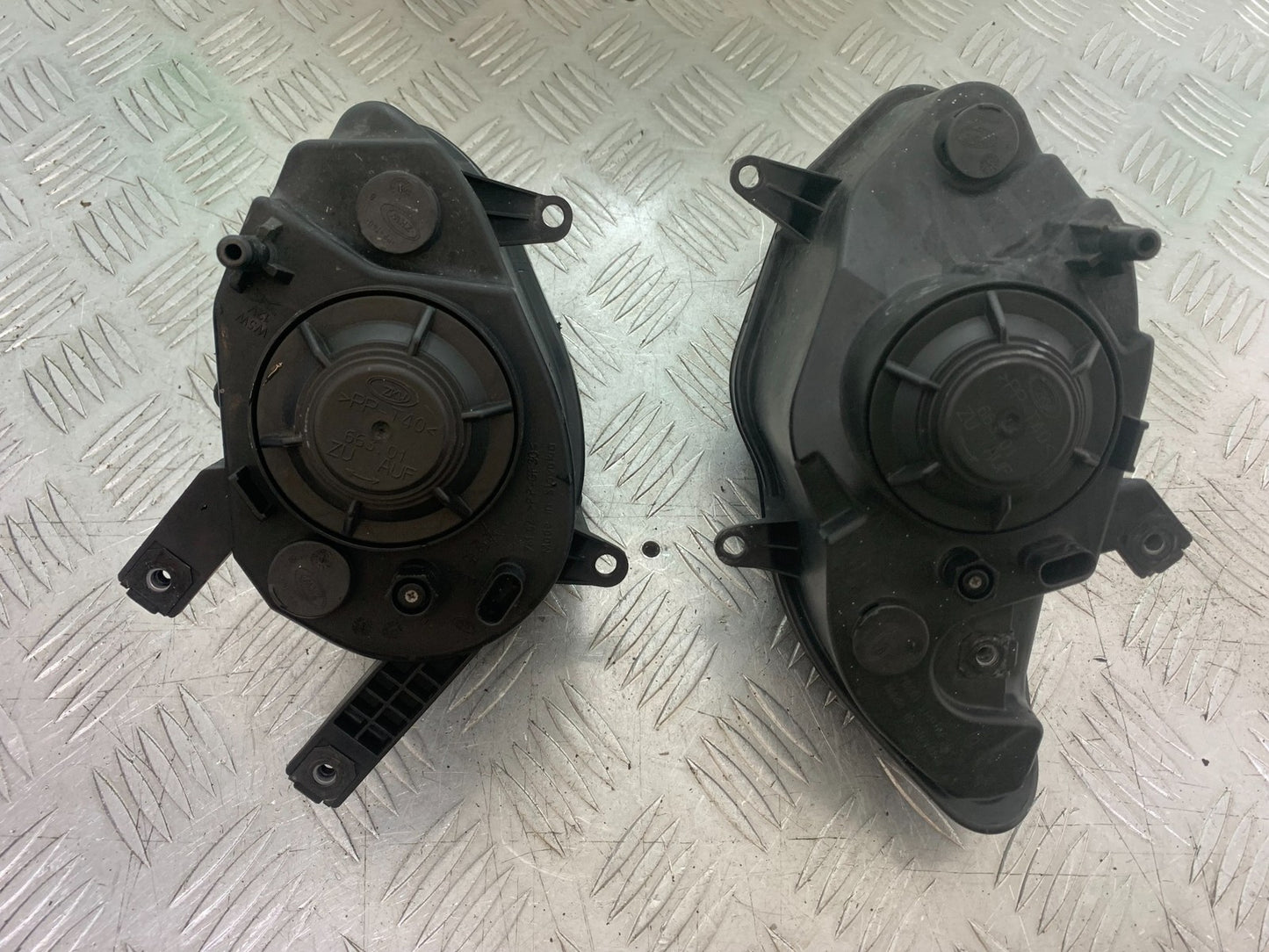 BMW S1000 RR HEADLIGHT   YEAR 2015-2018 (CMB1246)