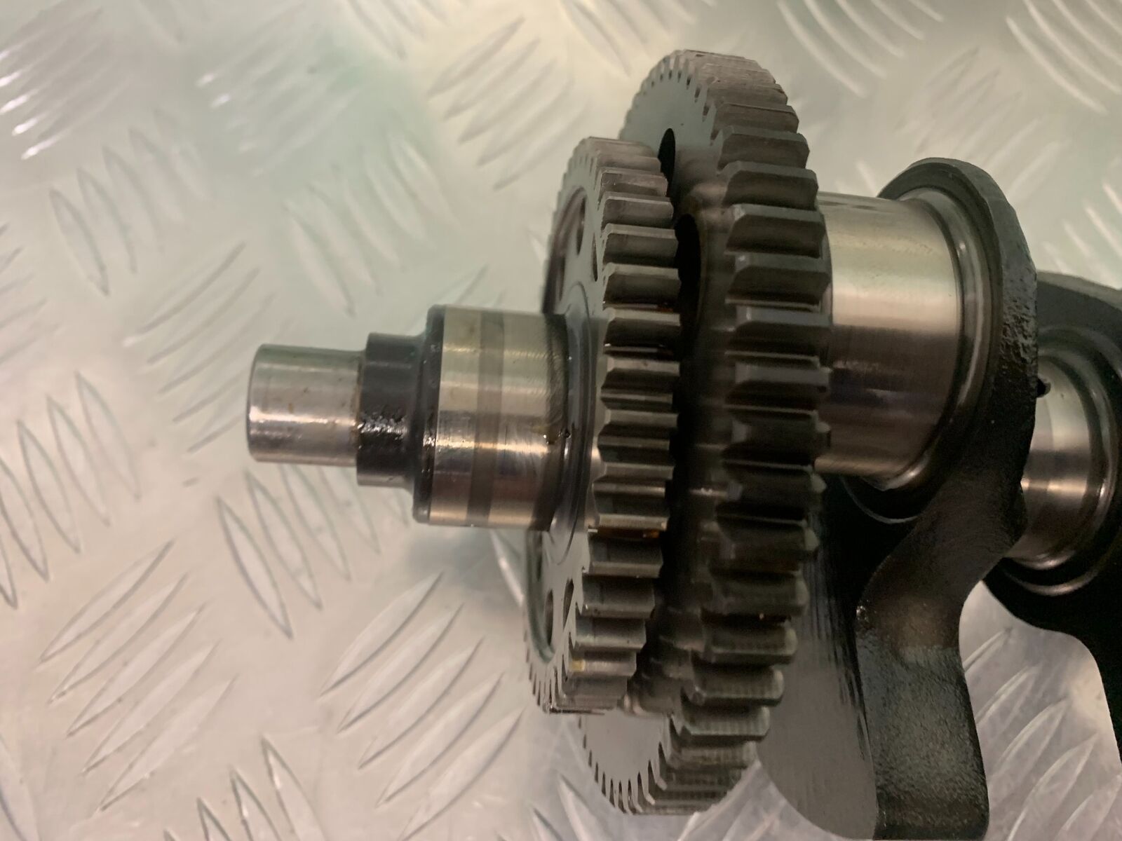 TRIUMPH 885 TIGER CRANKSHAFT  YEAR 2000