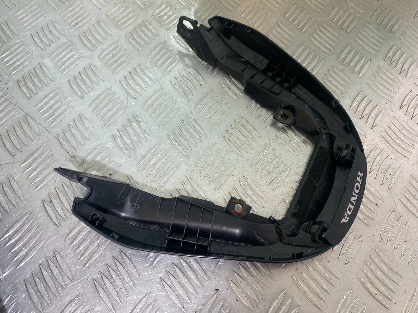 HONDA CBR650 F CBR 650F TAIL PIECE YEAR 2014-17  (CMB1130)