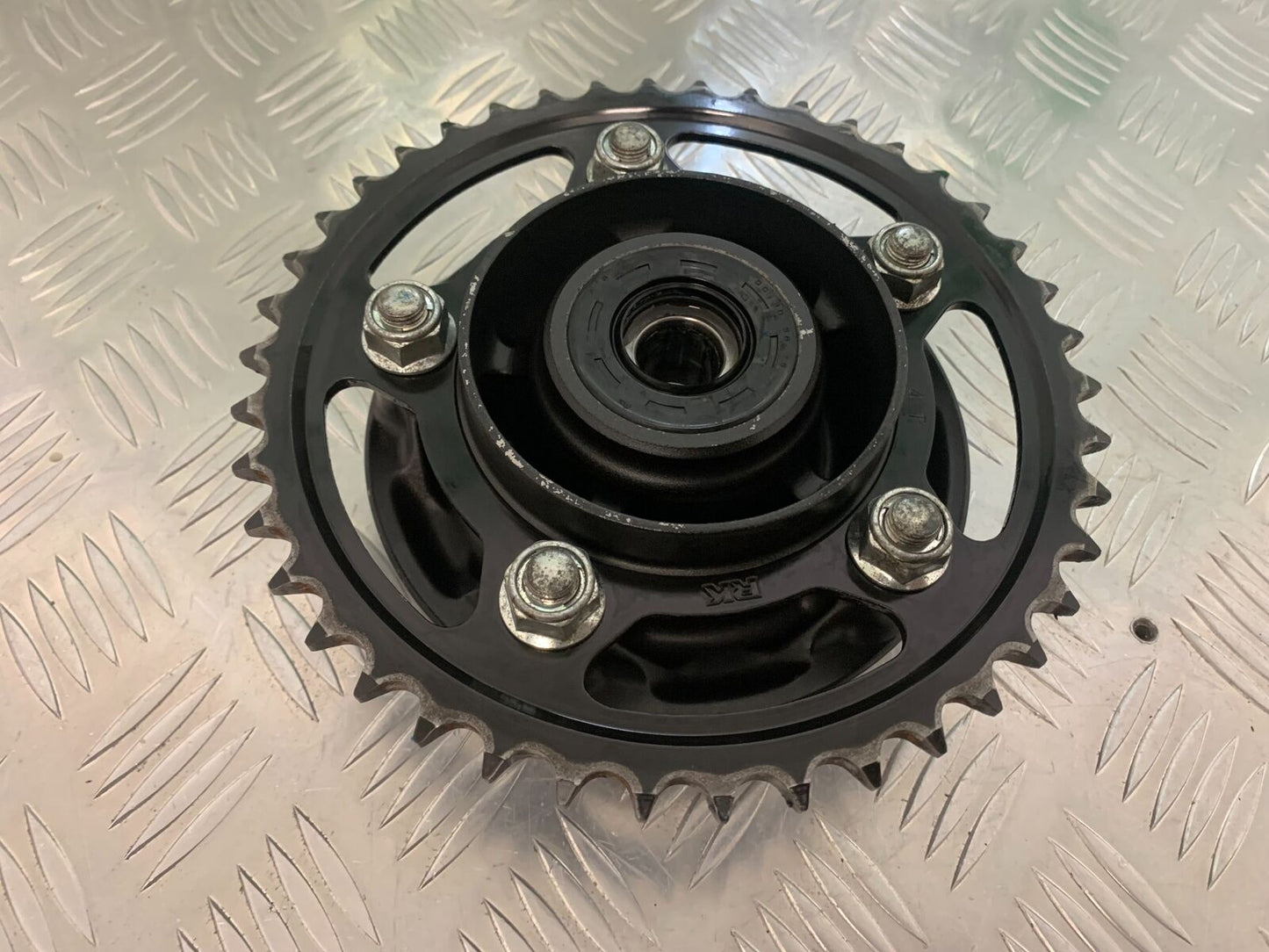 HONDA CBR650 R CBR 650R REAR SPROCKET CARRIER  YEAR 2019-2020 (STOCK 952)