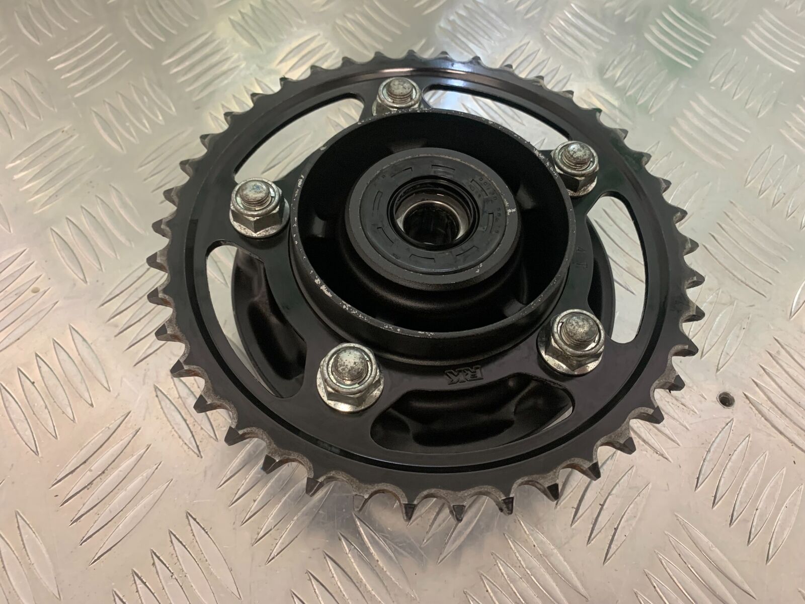 HONDA CBR650 R CBR 650R REAR SPROCKET CARRIER  YEAR 2019-2020 (STOCK 952)