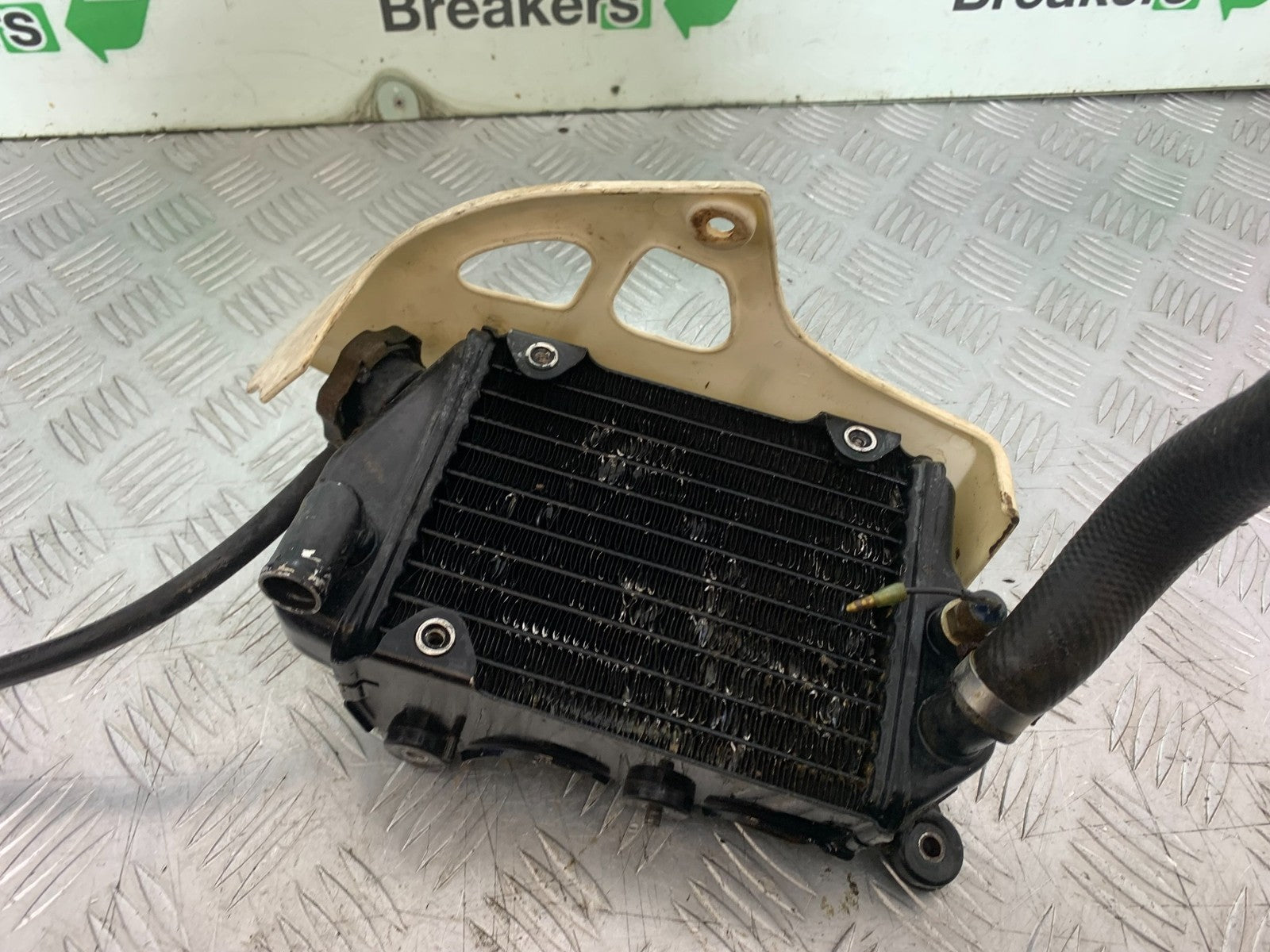 KAWASAKI KLR250 KLR 250 RIGHT RADIATOR YEAR 1984-2001 (CMB1225)
