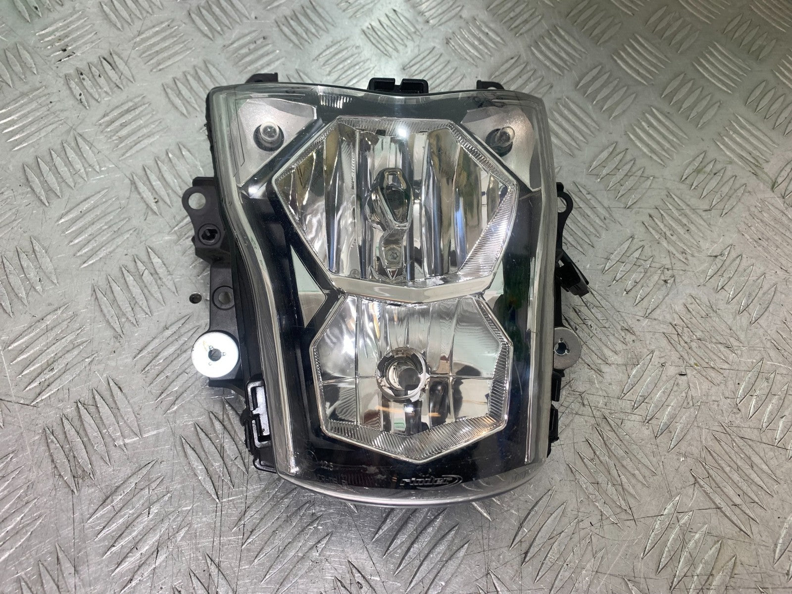 KAWASAKI ER6 N HEADLIGHT  YEAR 2012-2017 (CMB1324)