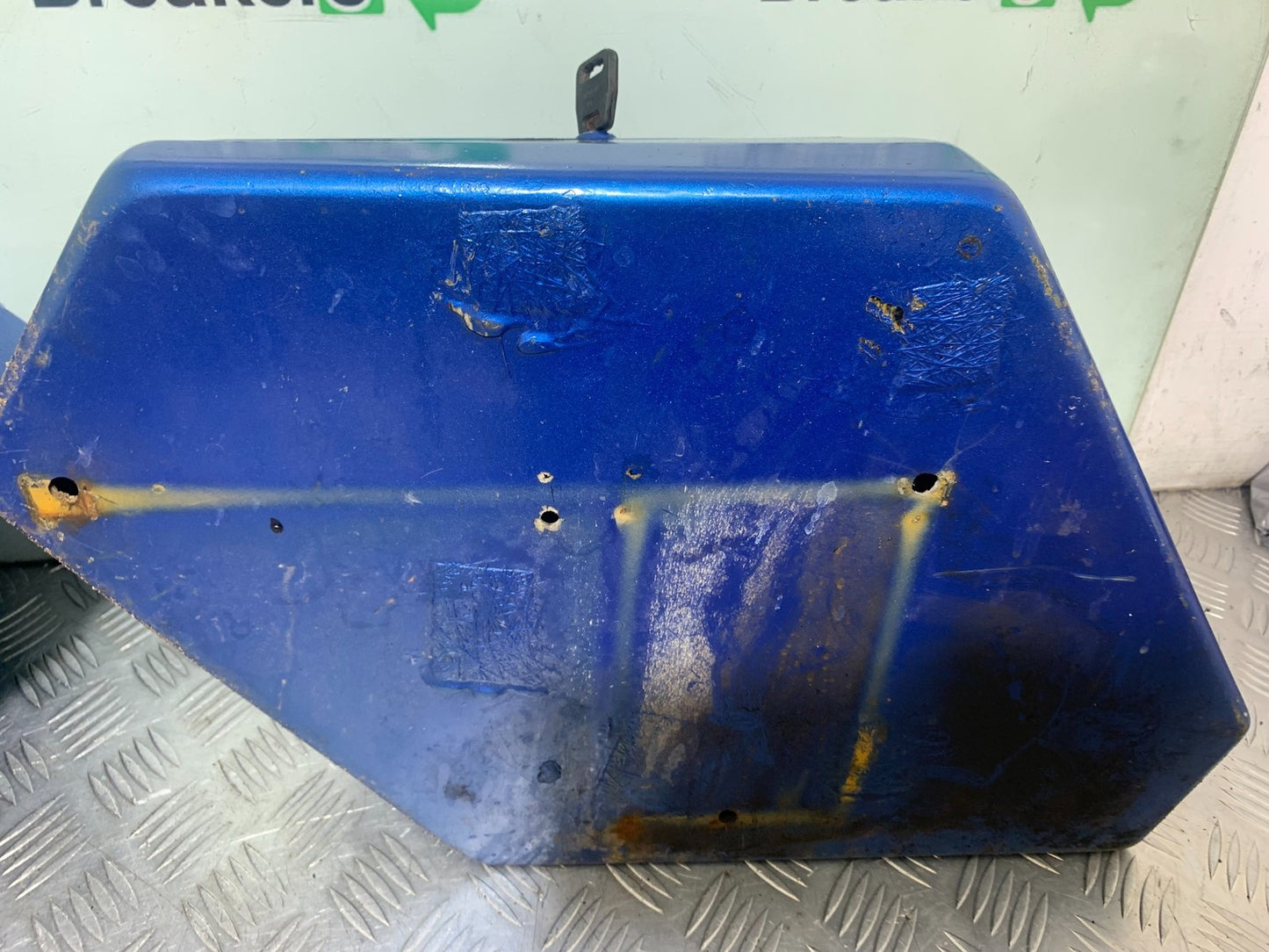 HONDA GL500 GL 500 SILVERWING PANNIERS   YEAR 1981-82 (CMB1168)