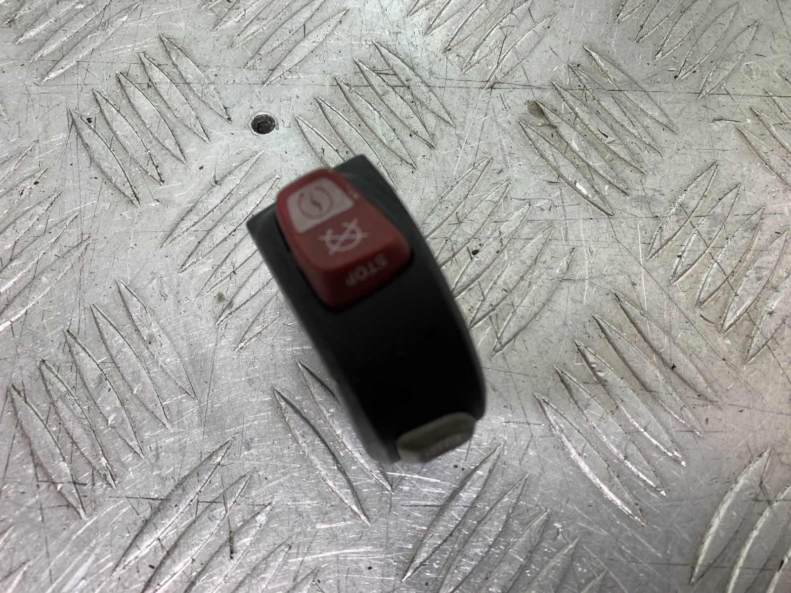 BMW F800 GT RIGHT SWITCH GEAR  YEAR 2013-2017 (CMB1248)