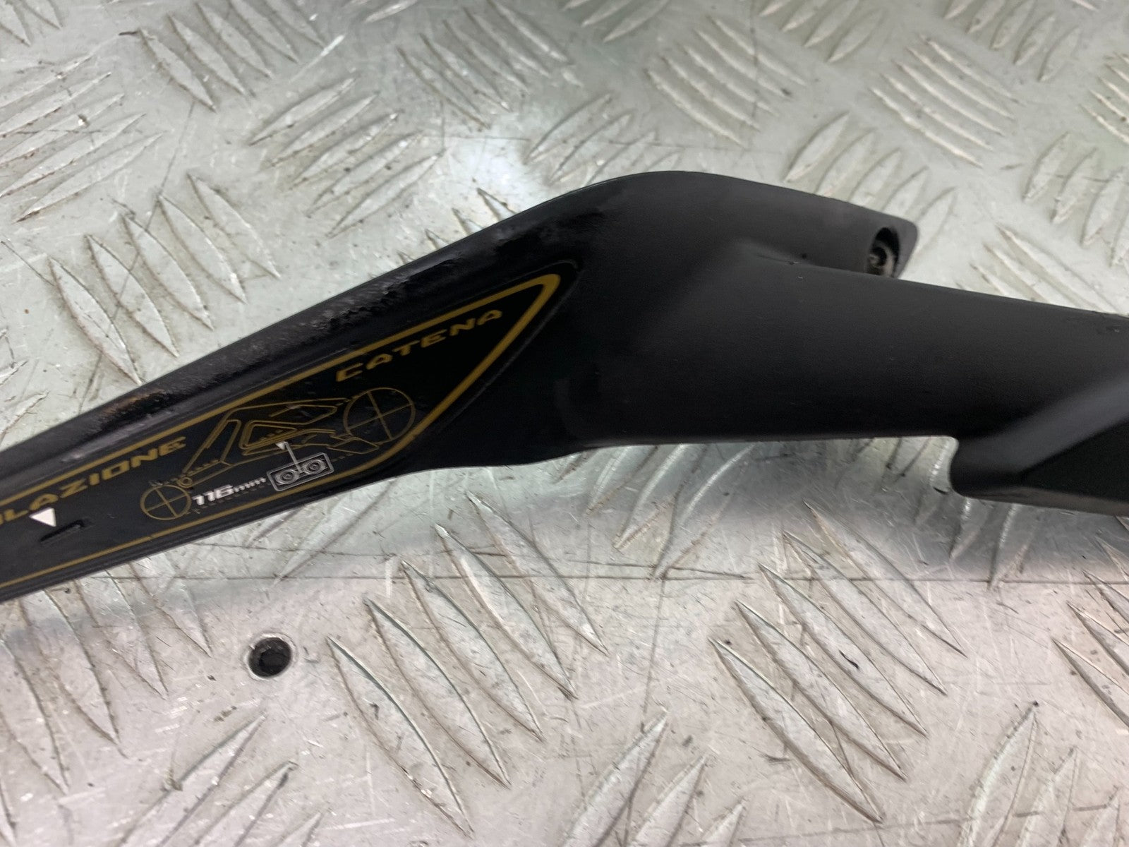 MV AGUSTA 800 F3 CHAIN GUARD  YEAR 2017-2019 (CMB1227)