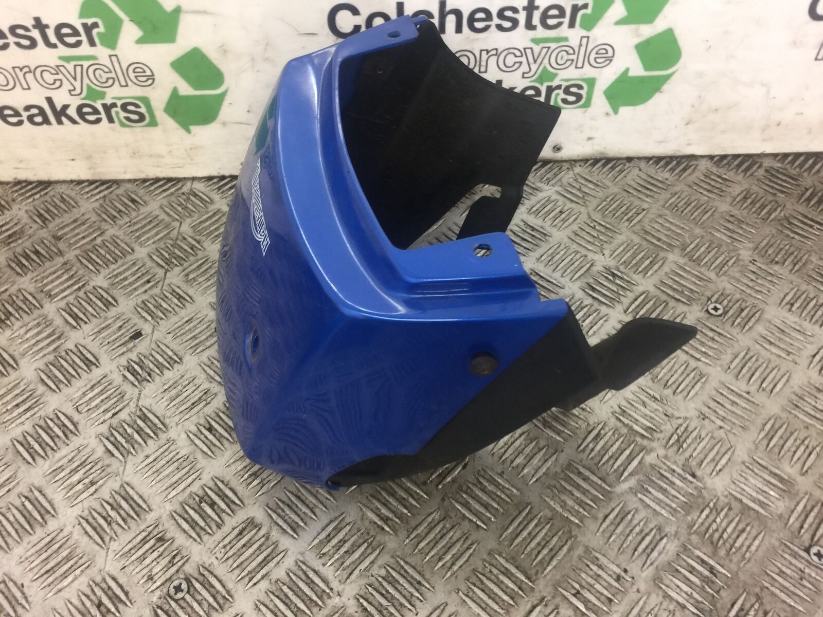 TRIUMPH 900 TIGER TAIL PIECE YEAR 1993-1999 STOCK 445