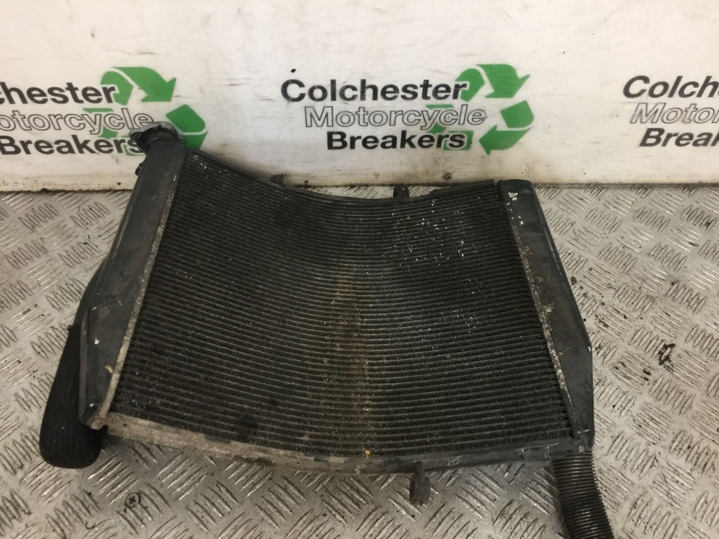 KAWASAKI ZZR1400 ZZR 1400 RADIATOR   YEAR 2007-11(STOCK 893)