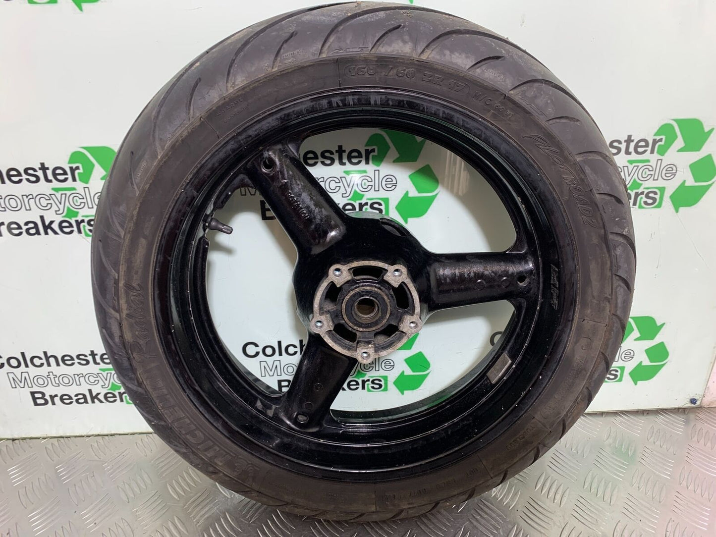 SUZUKI GSF650 GSF 650 REAR WHEEL   YEAR 2005-06  (CMB1028)