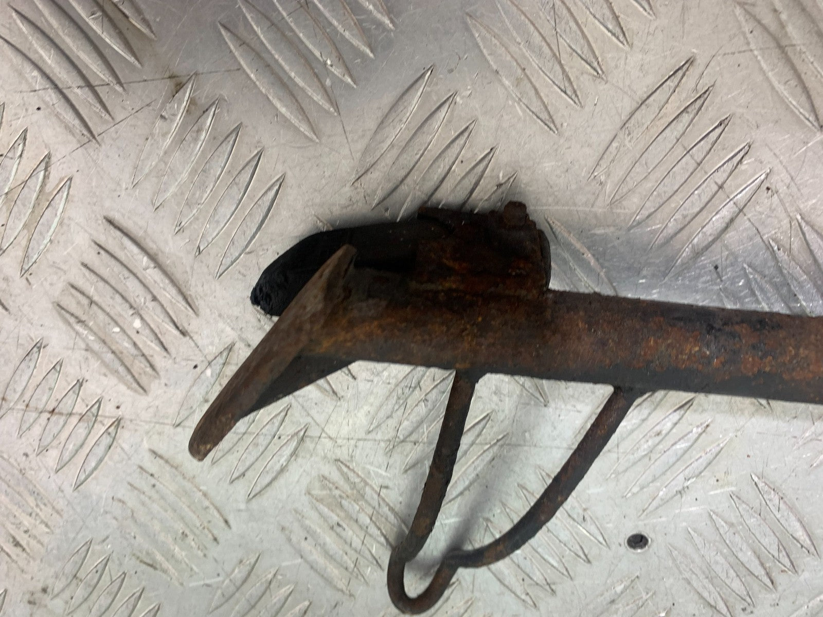 HONDA GL500 GL 500 SILVERWING SIDE STAND  YEAR 1981-82 (CMB1168)
