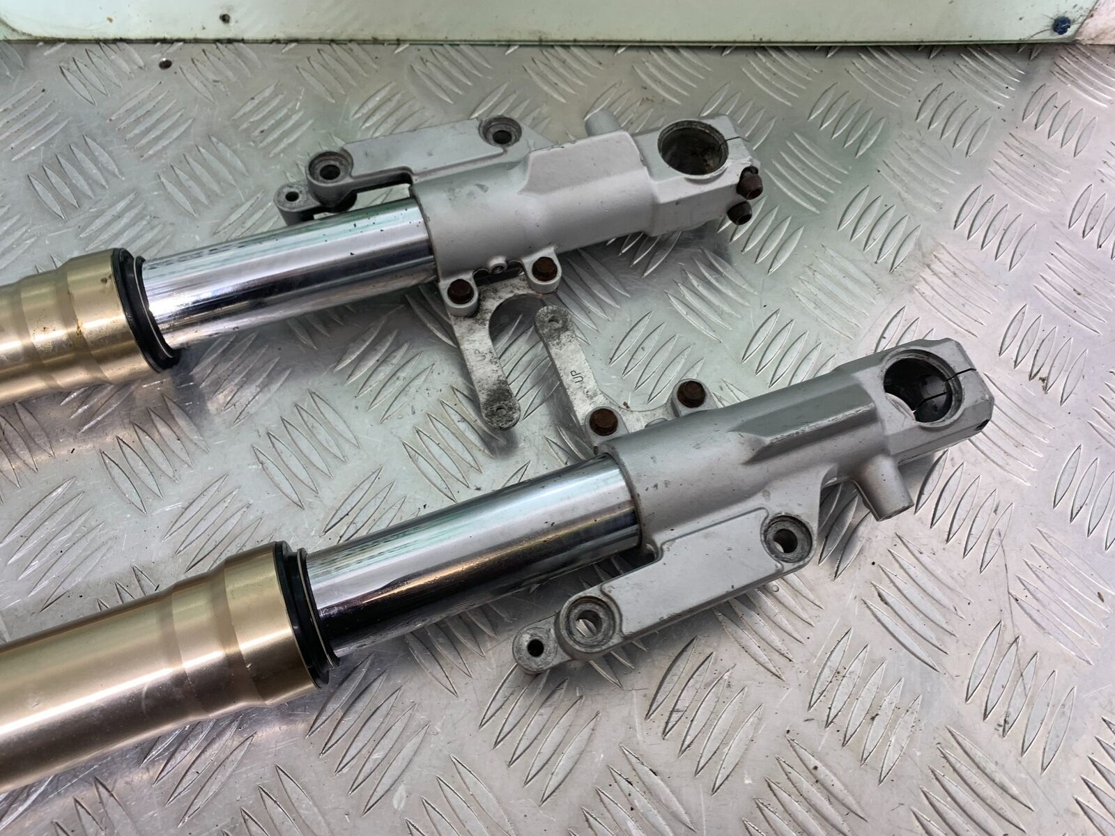 KAWASAKI ZX12R ZX12 R FORKS   YEAR 2000-01 (CMB1038)