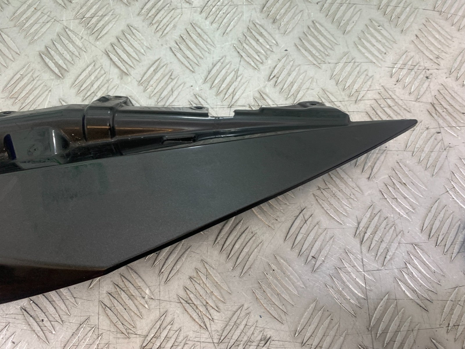 KTM 990 SUPER DUKE LEFT SEAT PANEL YEAR 2007-2011  (CMB1207)