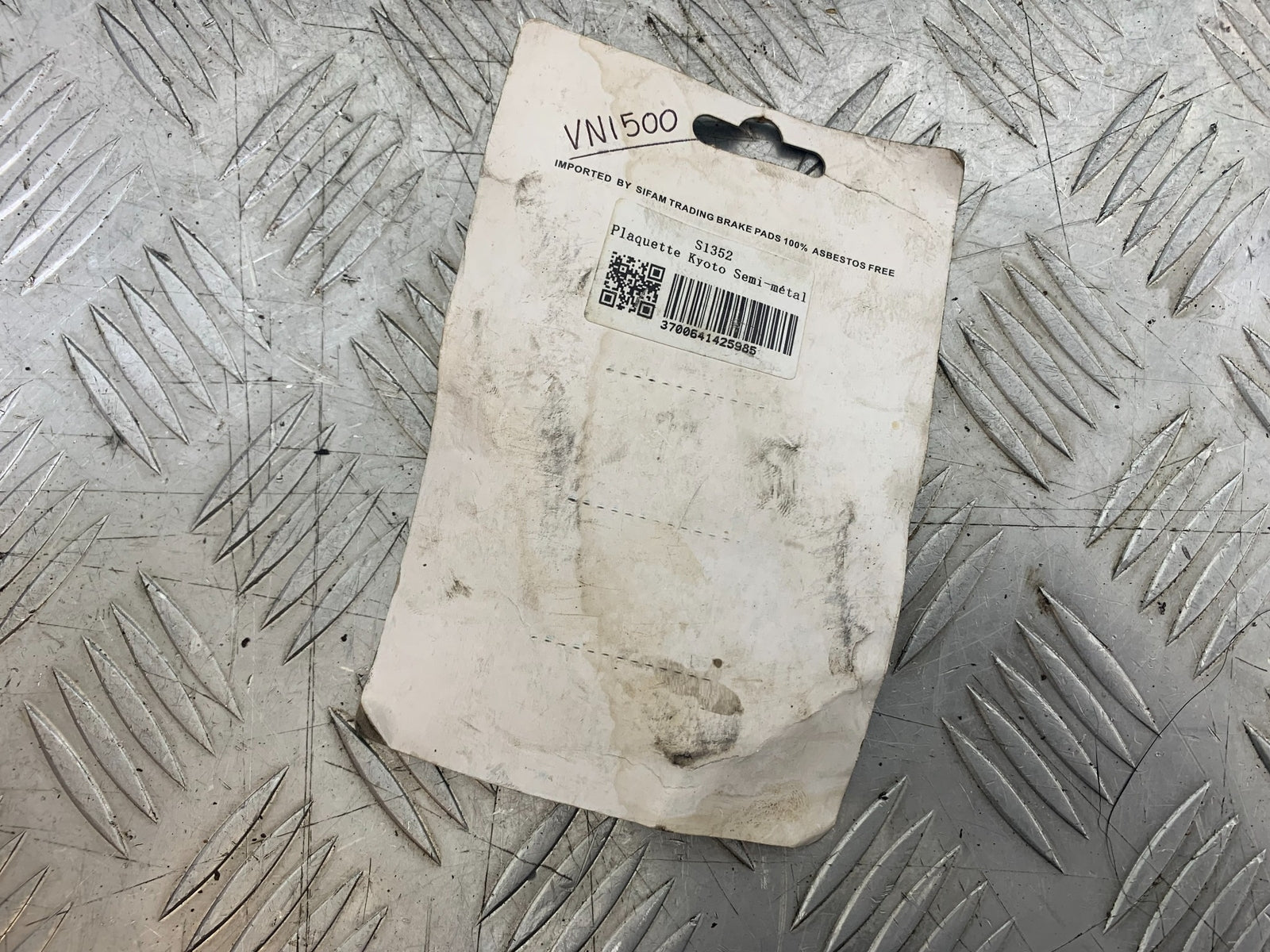 KAWASAKI VN1500 CLASSIC REAR BRAKE PADS  YEAR 1999 -2006 (CMB1166)
