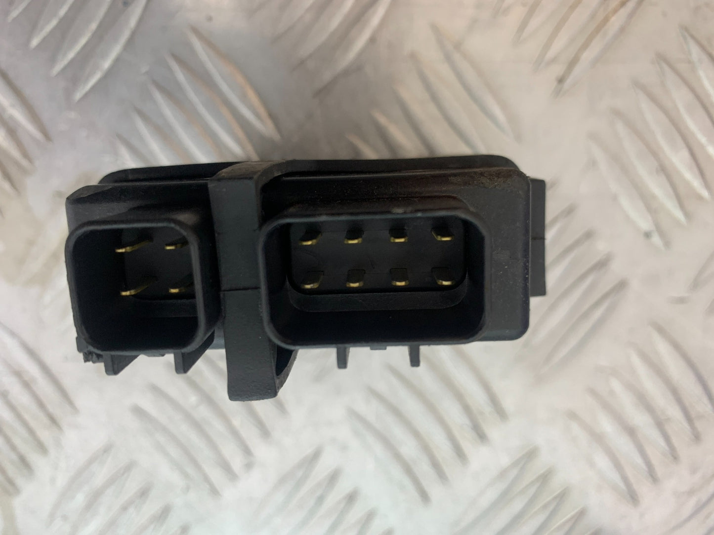 SUZUKI GSF1200  GSF 1200 BANDIT CDI UNIT   YEAR 1997-2000 (CMB1149)