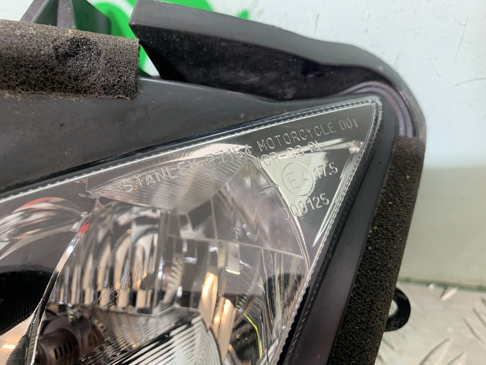 HONDA CBR1000 RR CBR1000RR FIREBLADE HEADLIGHT 2008-2011 (CMB1179)