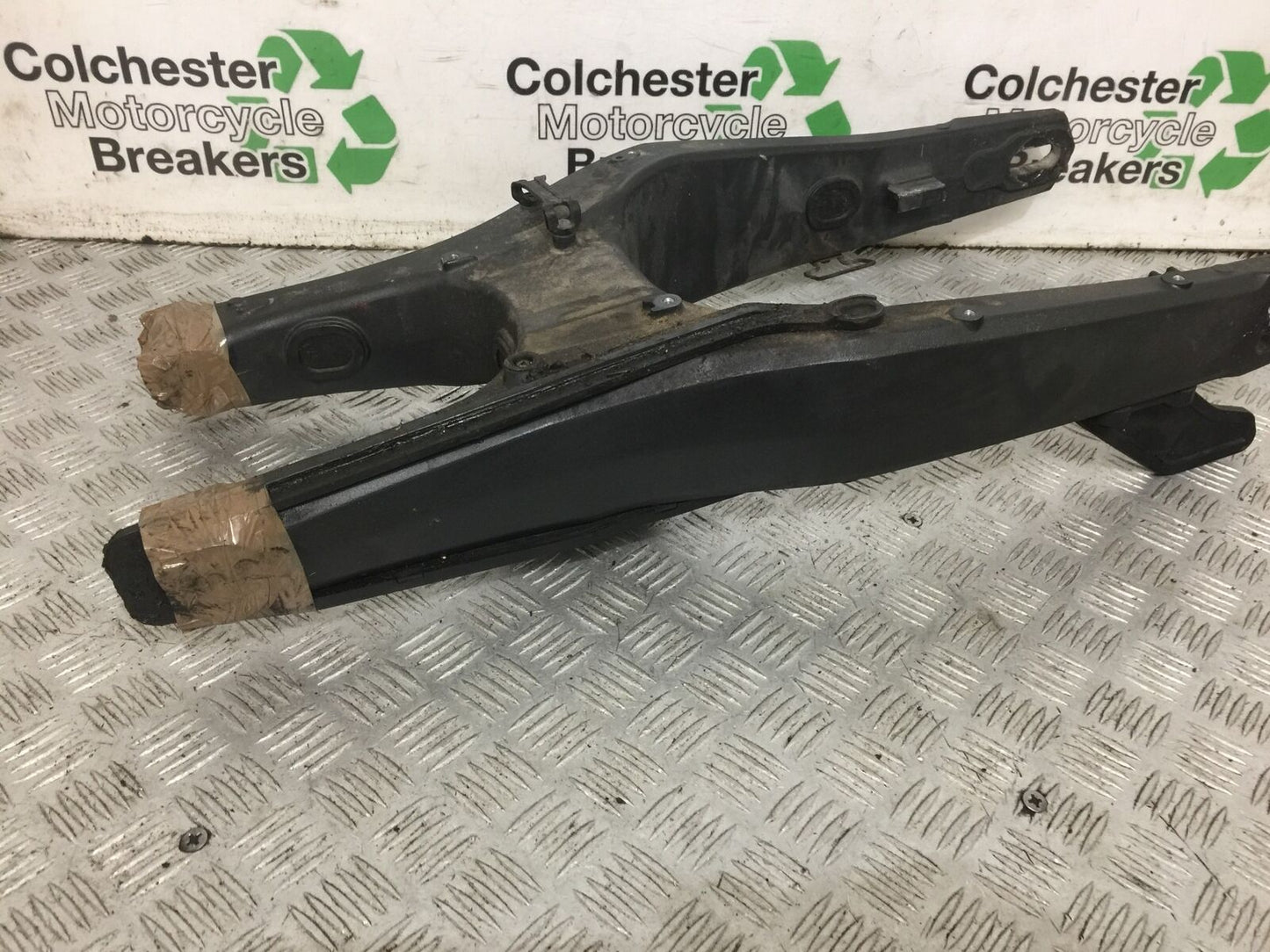 HONDA CRF1000 (DCT) AFRICA TWIN SWINGARM  YEAR 2019 (STOCK 835)