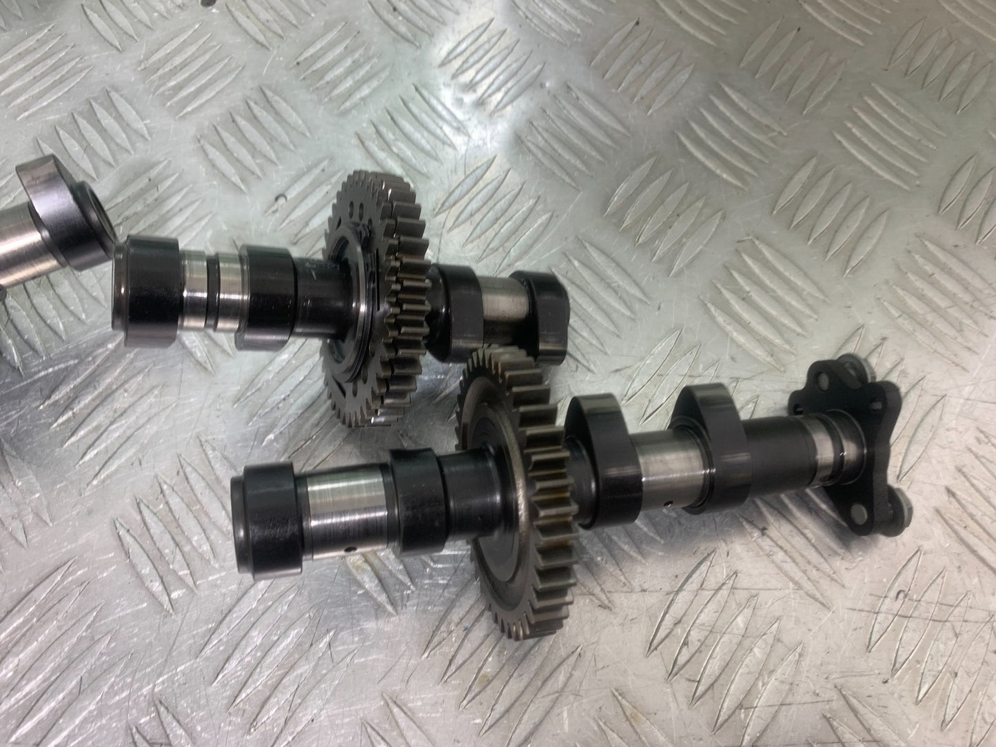 APRILIA RSV4 FACTORY FRONT AND REAR CANSHAFTS    YEAR 2009-2012 (CMB1224)