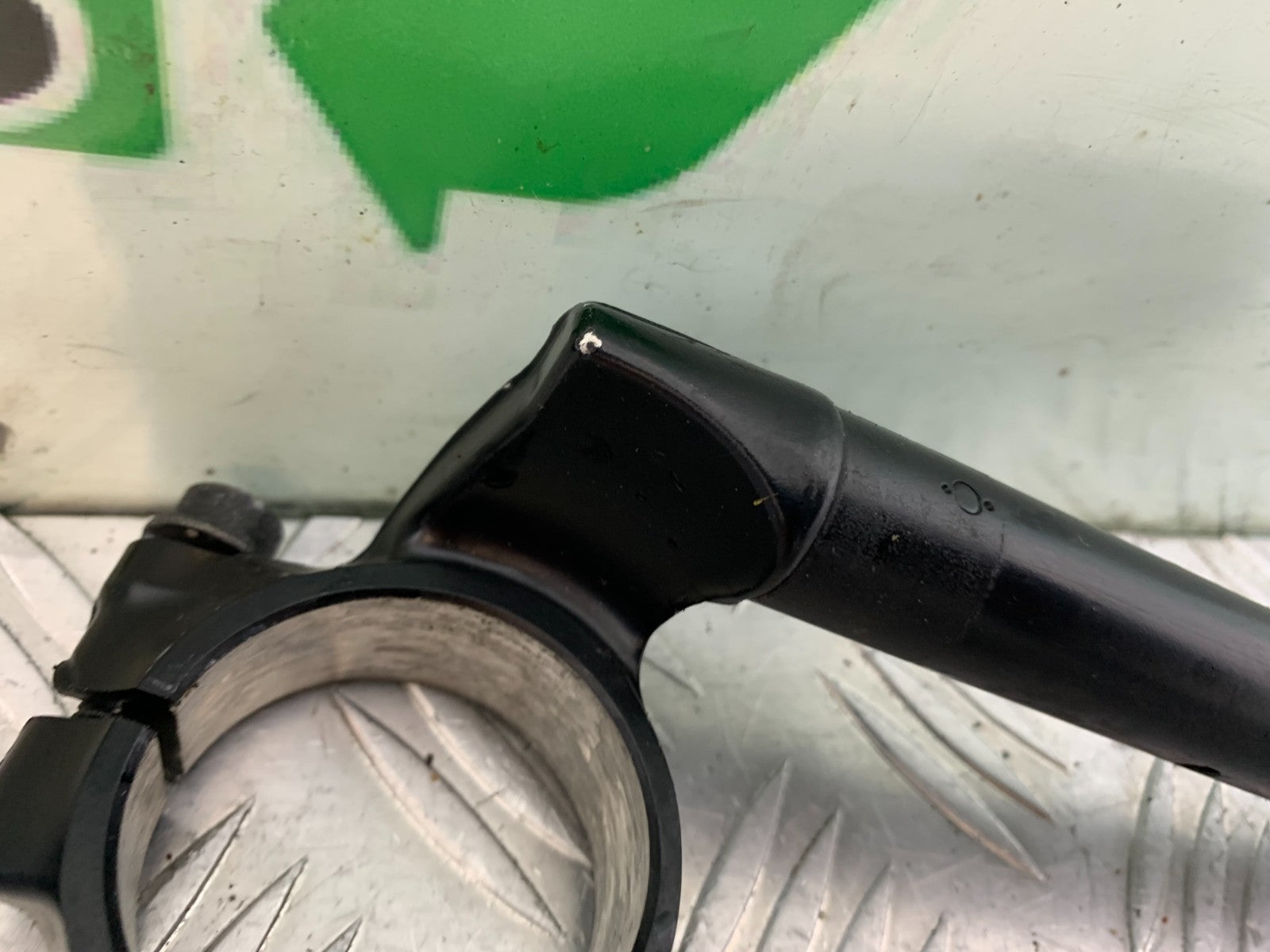 HONDA CBR1000 RR RIGHT HANDLEBAR  YEAR 2008-2011 (CMB1330)
