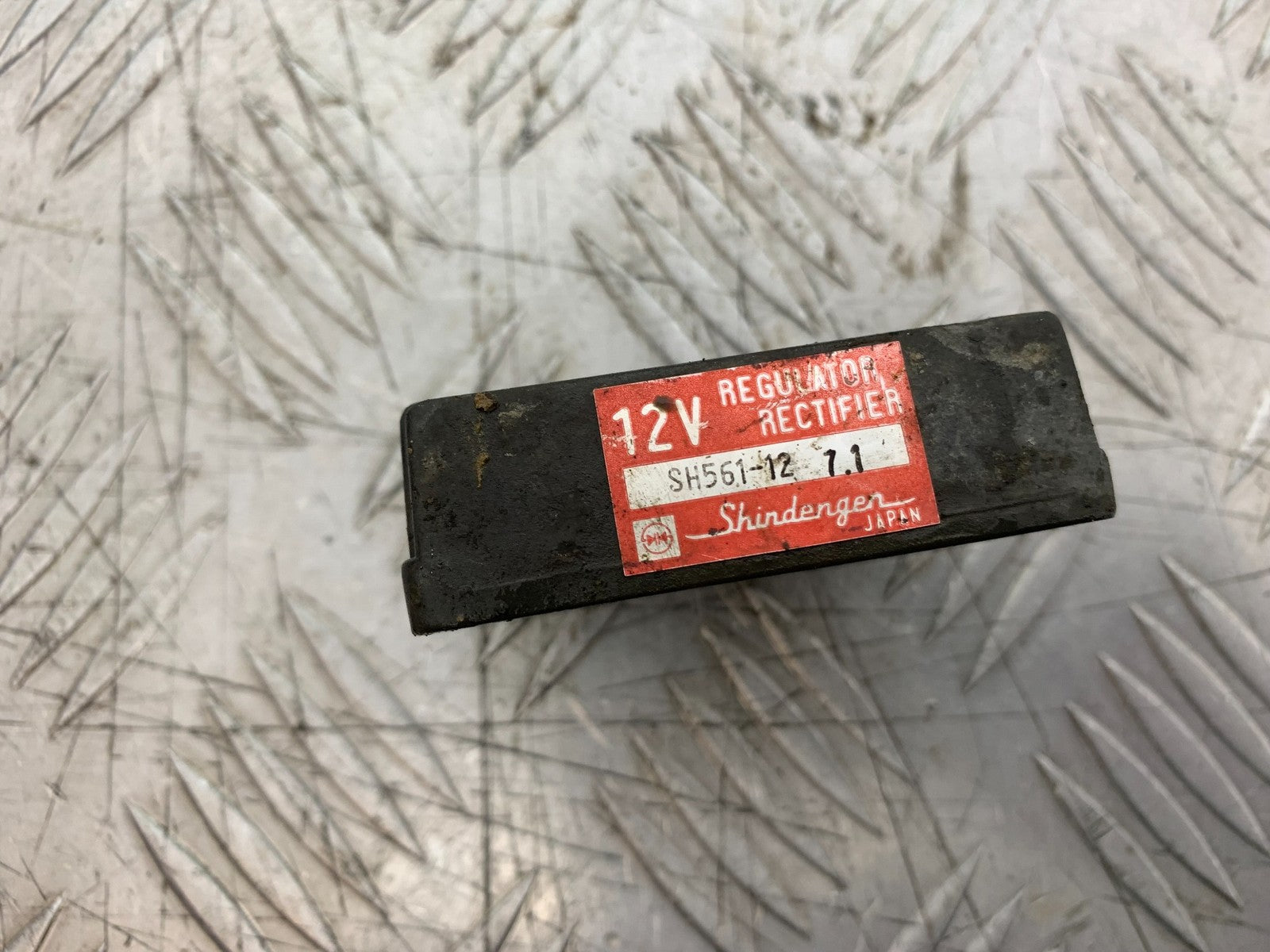 KAWASAKI KLR250 KLR 250 REGULATOR  YEAR 1984-2001 (CMB1225)