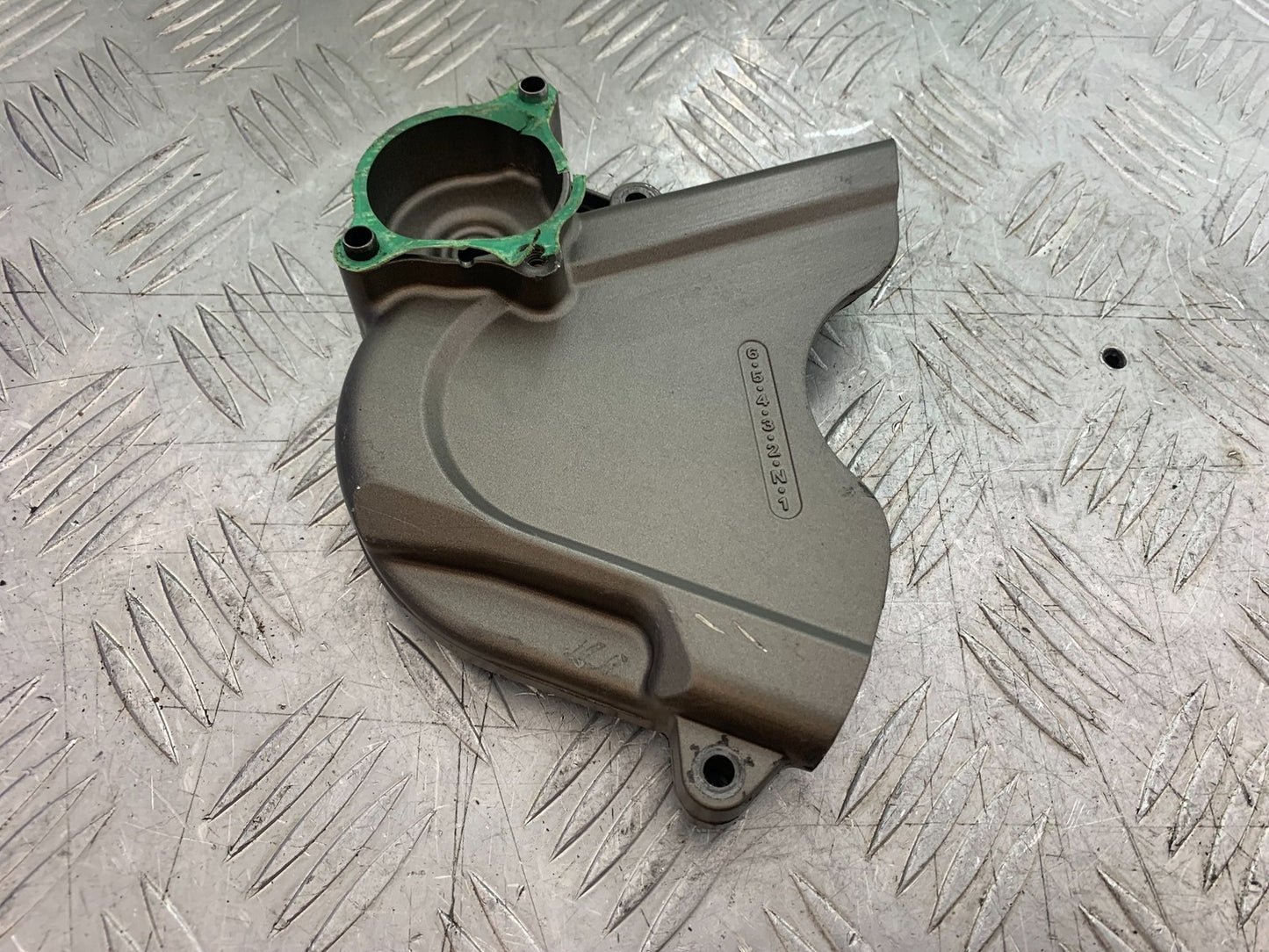 HONDA CBR1000 rr FIREBLADE SPROCKET COVER YEAR 2006 (CMB1220)