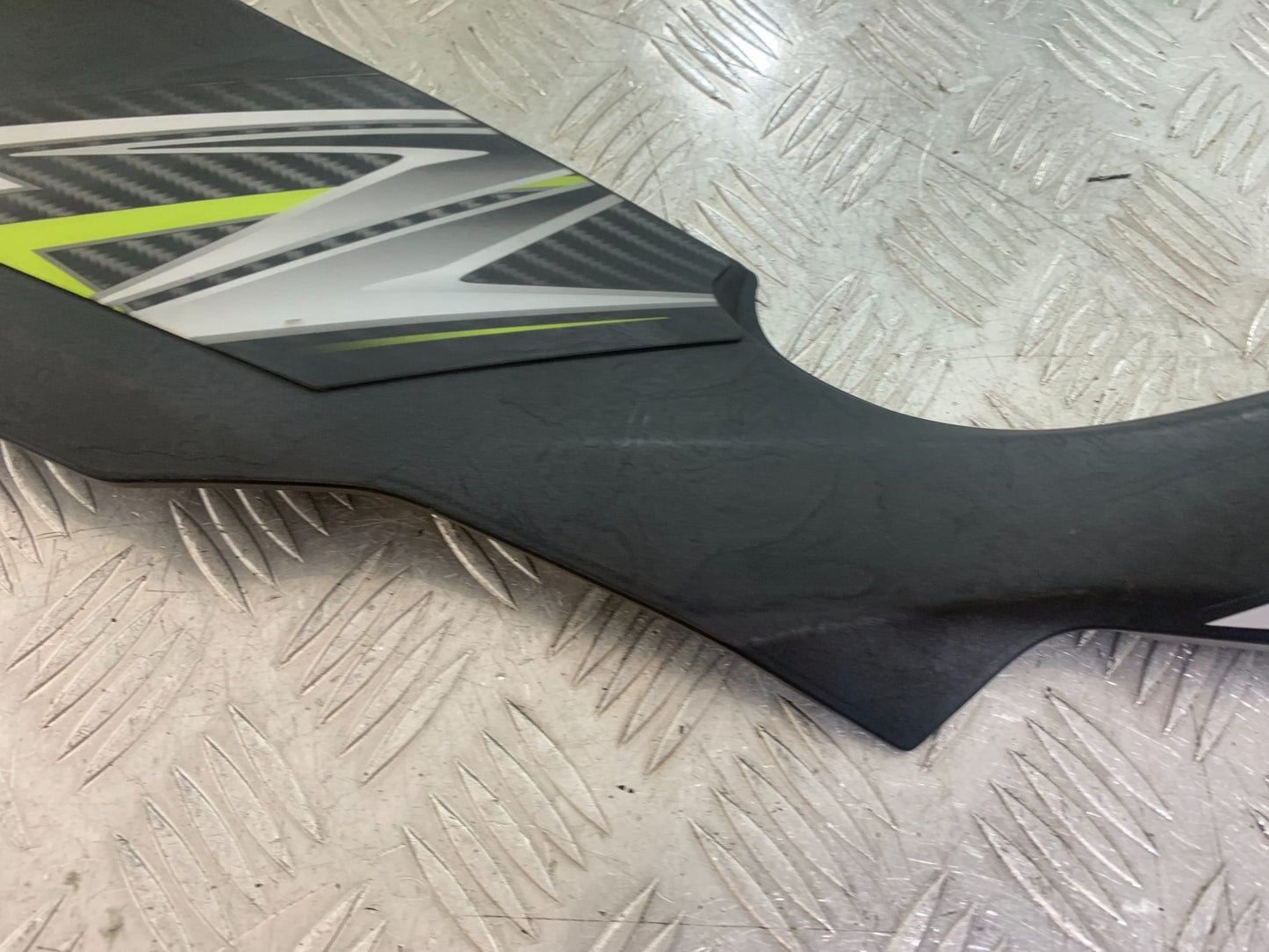 KAWASAKI Z125 Z 125 LEFT SIDE FAIRING  YEAR  2018-2023 (CMB1167)