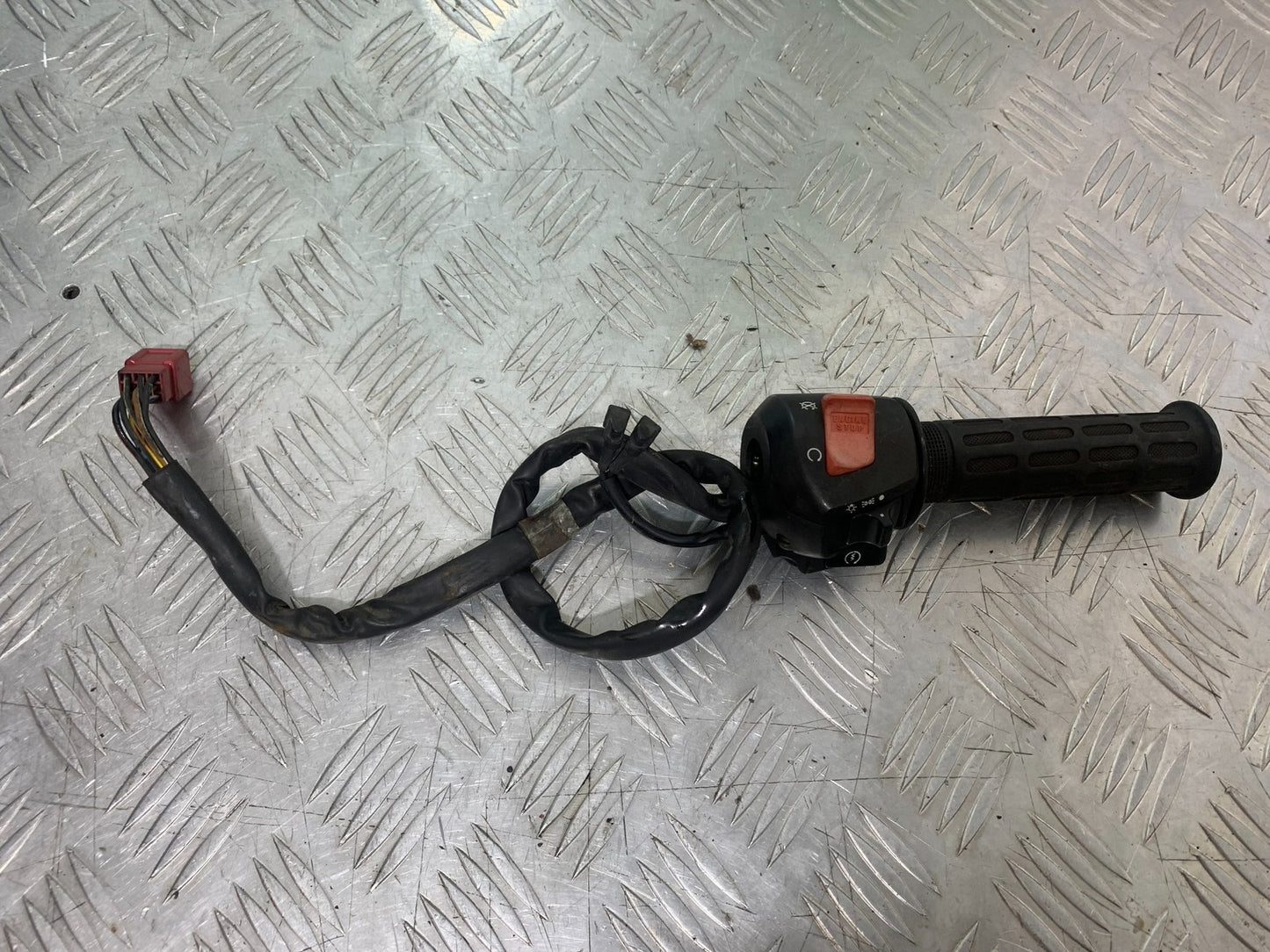 HONDA ST1100 PAN EUROPEAN RIGHT SWITCH GEAR  YEAR 1993-2001 (CMB1195)
