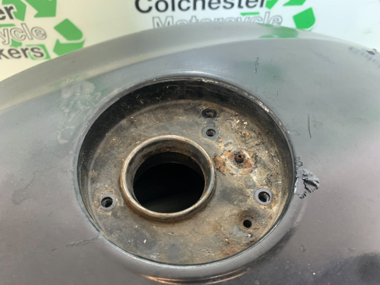 YAMAHA XJR1300 XJR 1300 PETROL TANK  1999-2003 (CMB1119)
