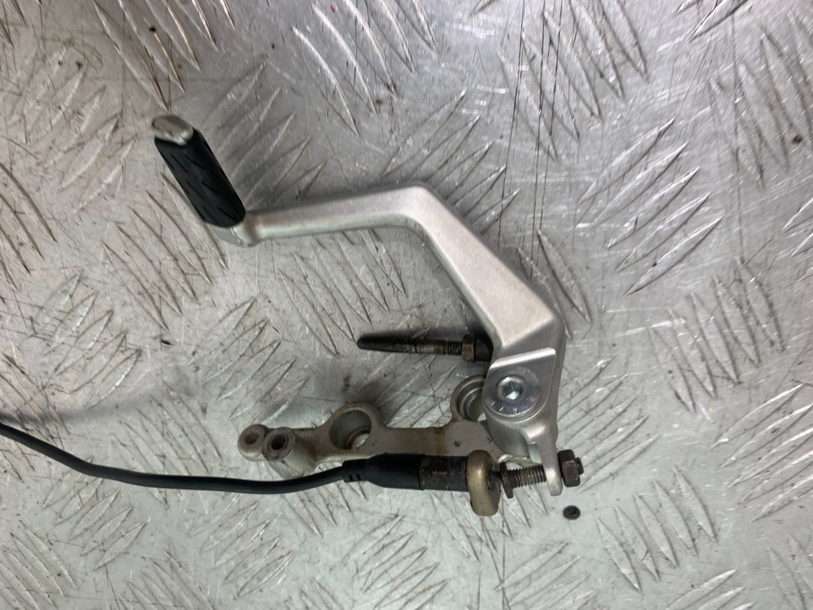 DUCATI 848 BRAKE PEDAL AND BRACKET YEAR 2008-2010 (CMB1323)