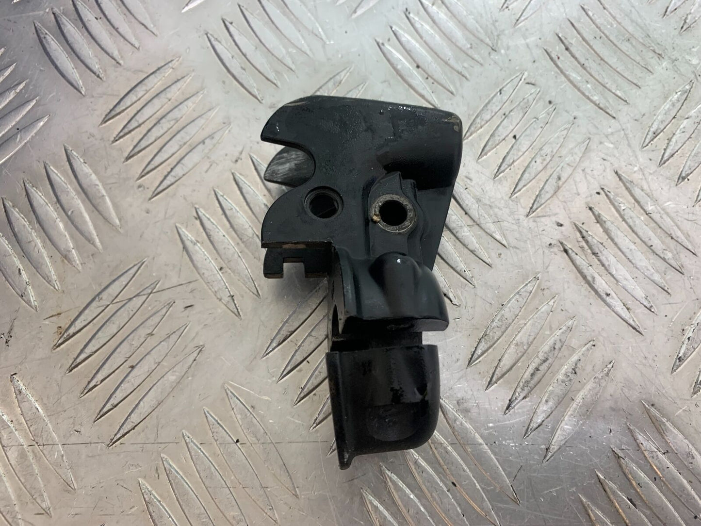 HARLEY DAVIDSON XL883 N IROD CLUTCH LEVER BRACKET  YEAR 2020  (CMB1116)