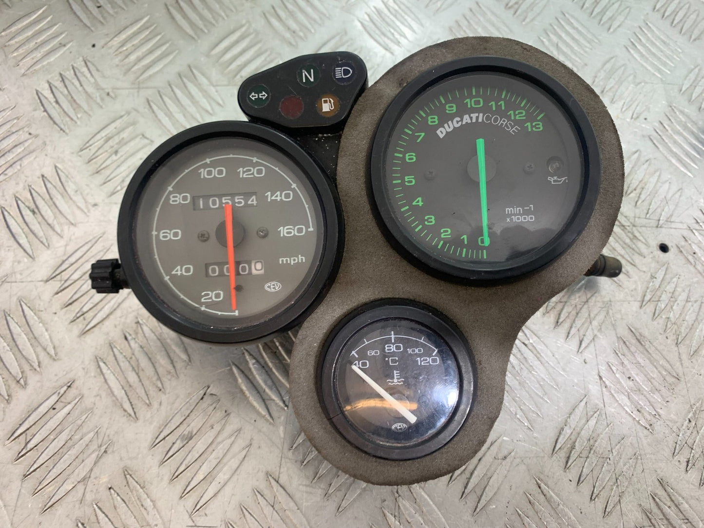 DUCATI 996 SPS 748 916 998 CLOCKS SPEEDO DASH  1999-2000 (CMB1209)