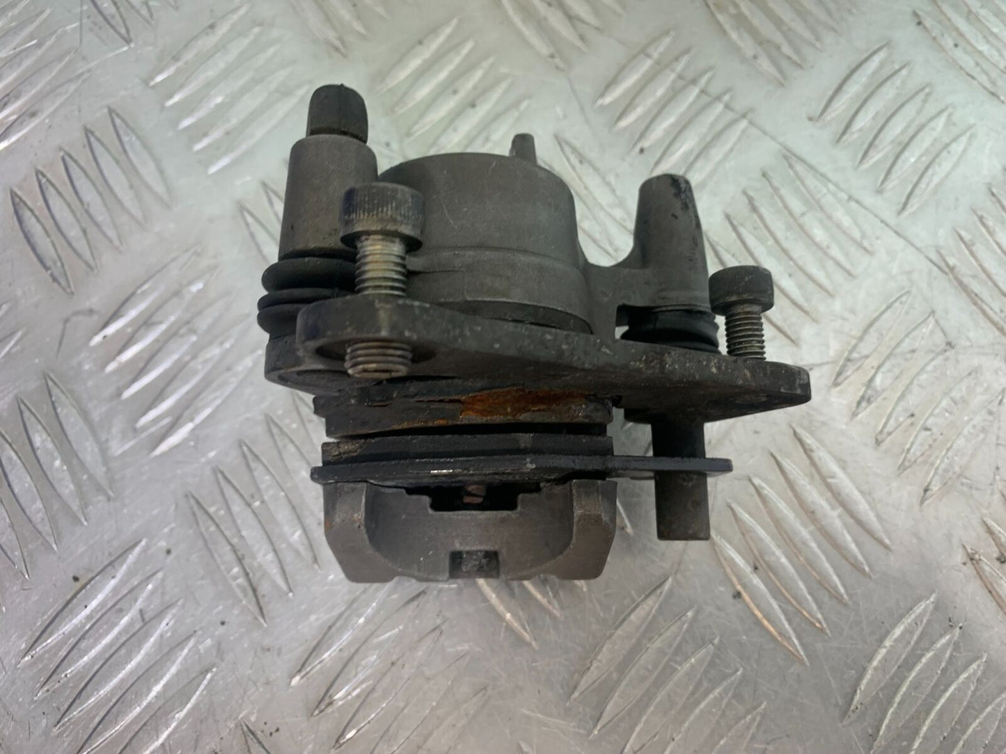 KAWASAKI ZX6R ZX6 J REAR CALIPER   YEAR 2000 (CMB1129)