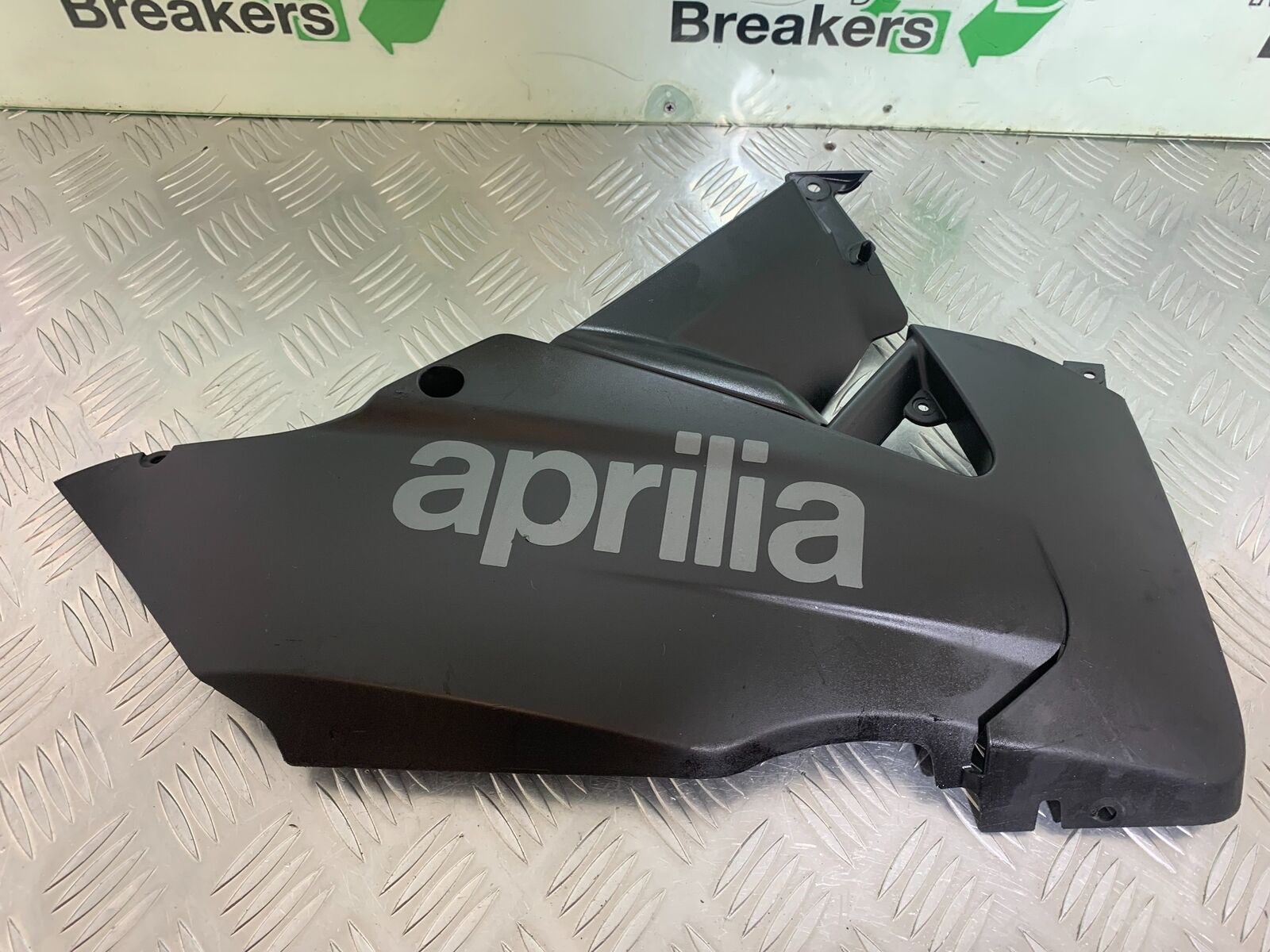 APRILIA RS4 125 RIGHT LOWER FAIRING YEAR 2011-2016 (STOCK 994)