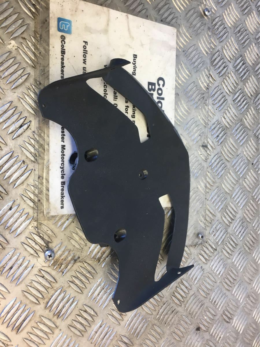 KAWASAKI ZX6R P7F P8F LOWER TOP FAIRING INFILL PANEL  YEAR 2007