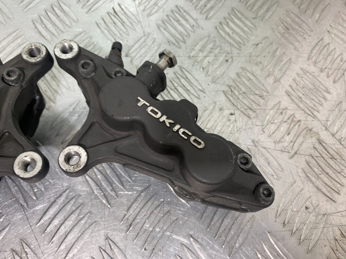 KAWASAKI ZX9R ZX9 R FRONT BRAKE CALIPERS  YEAR 1998-1999 (CMB1329)