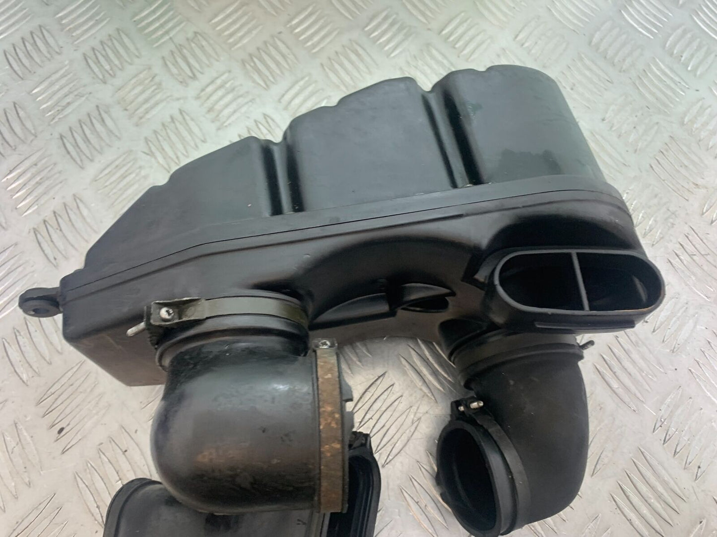 YAMAHA XVS 1100 DRAGSTAR AIRBOX  YEAR 2000-2007 (CMB1108)