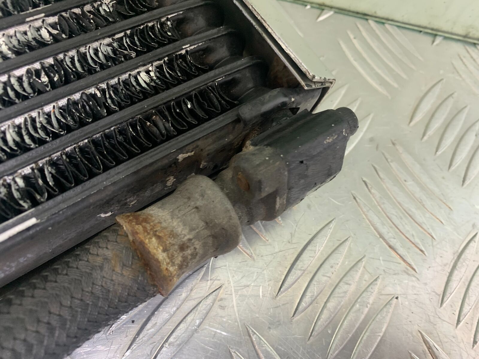 YAMAHA XJR1300 XJR 1300 OIL COOLER AND LINES  YEAR 1999-2003 (CMB1055)