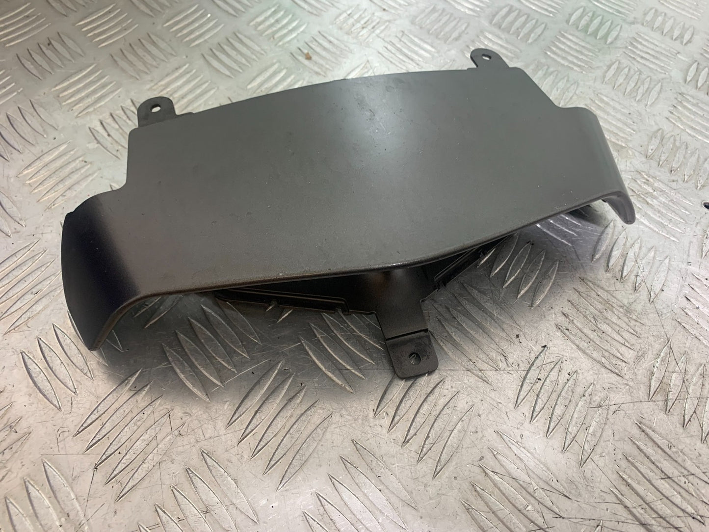 KAWASAKI ZX9R ZX9 E1 TOP FAIRING LOWER INFILL PANEL   YEAR 2000-01 (CMB1171)